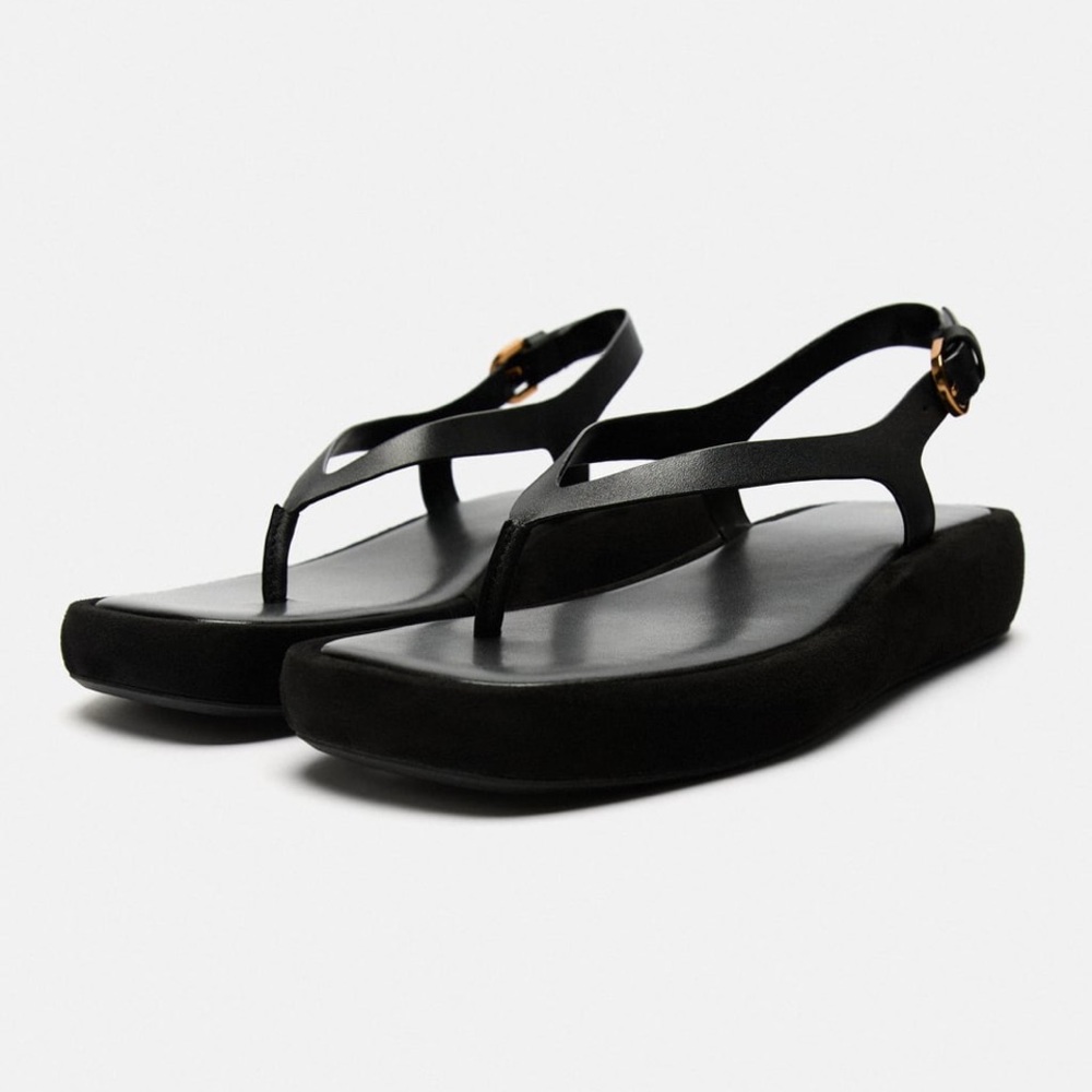 8. LEATHER WEDGE SANDALS size 39